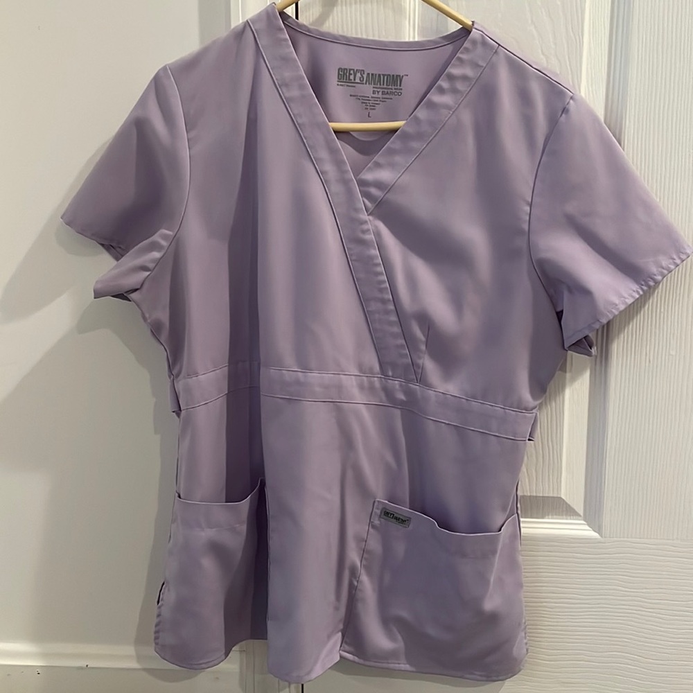Greys anatomy scrub top